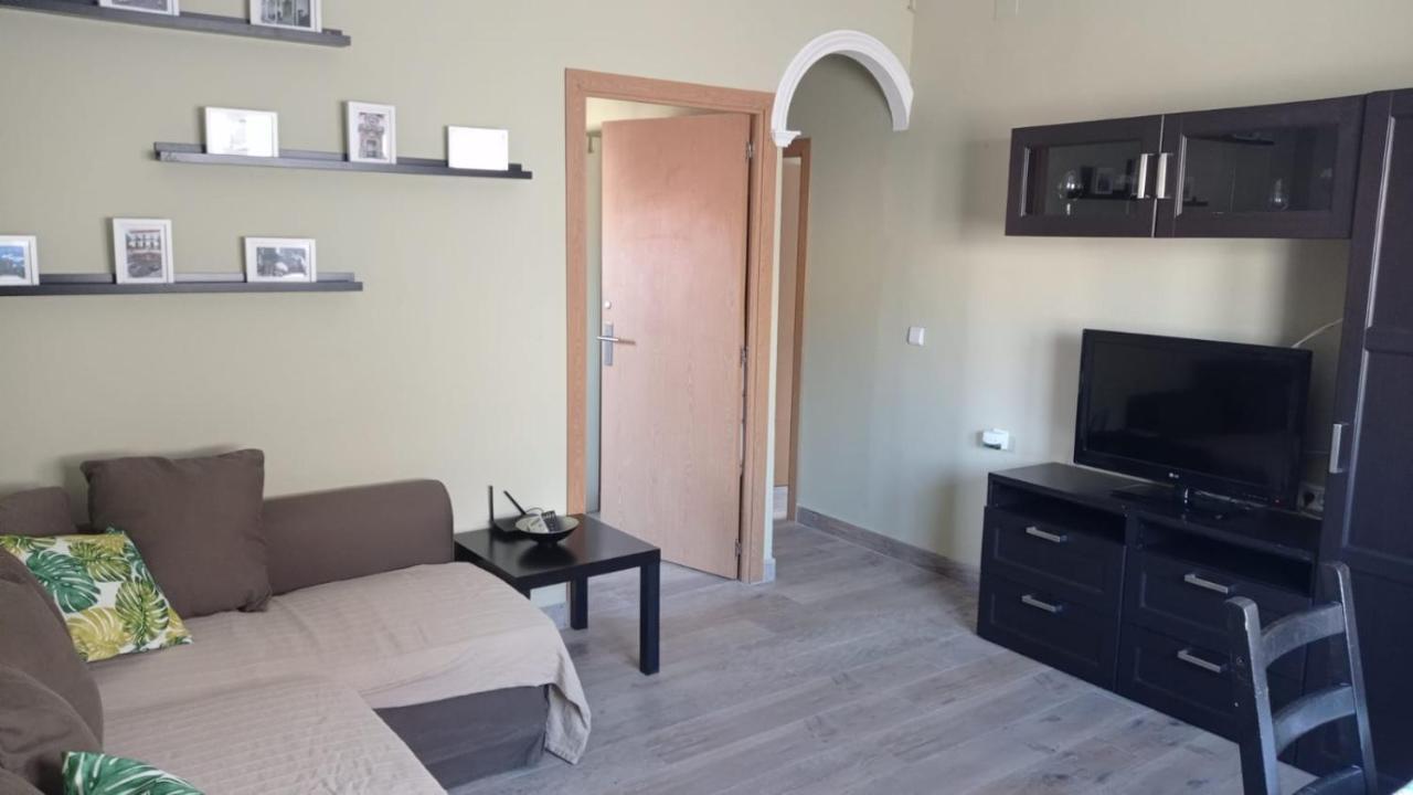 Apartamento, Dos Dormitorios, Tipo Atico Cerca Del Centro 헤레스 외부 사진